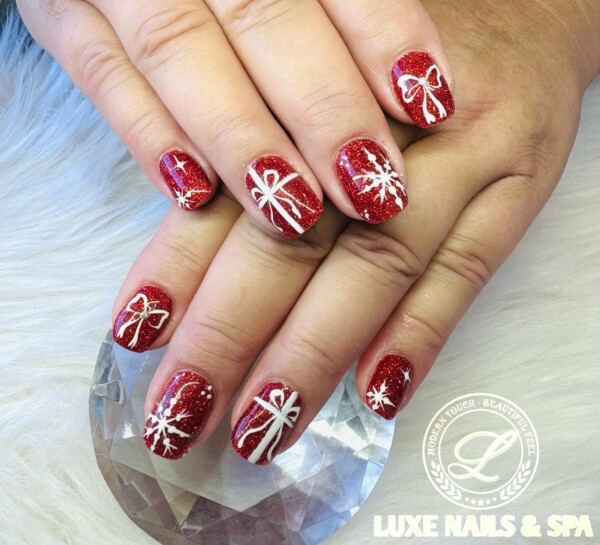 Snowflakes & Ribbons