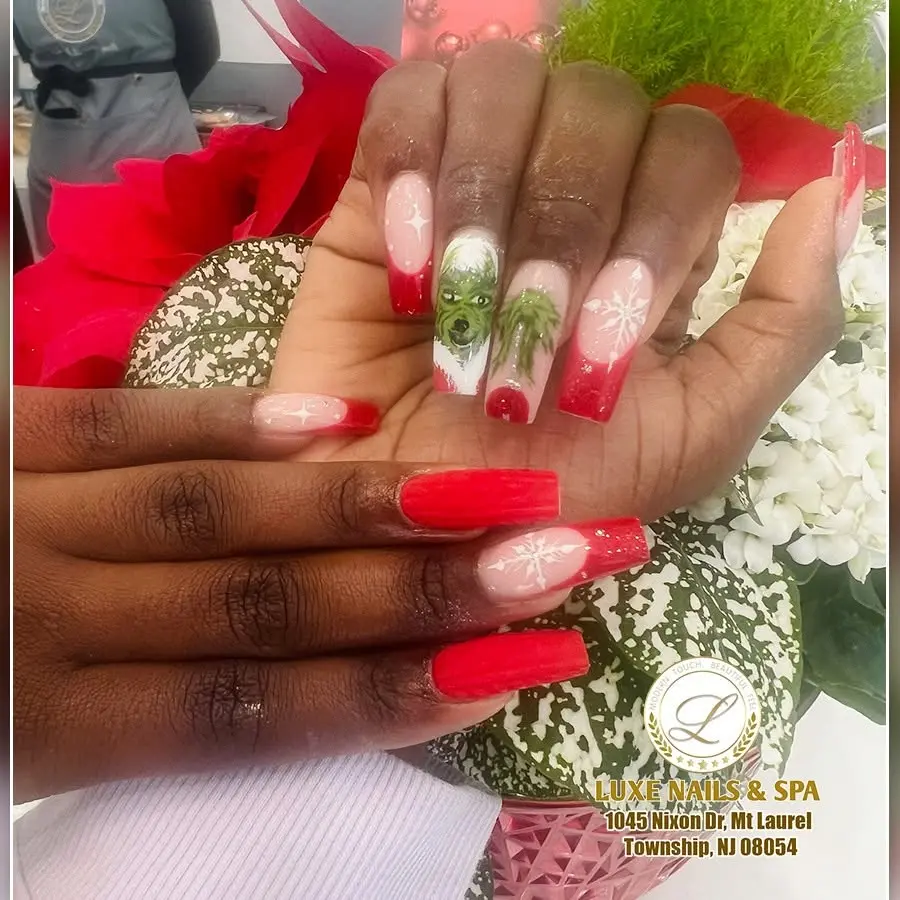Dress Your Nails for the Holiday Season
